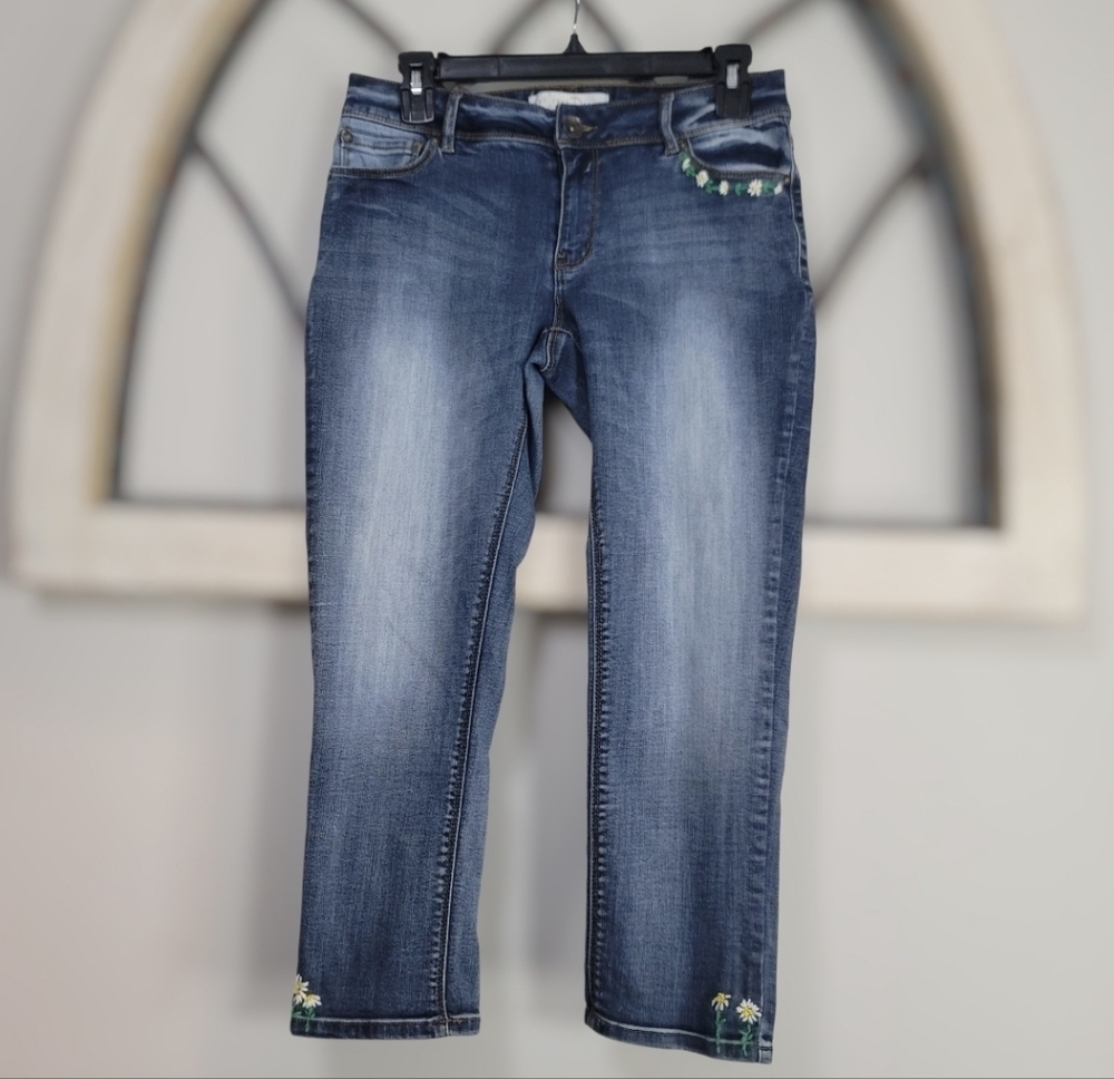 Daisy Embroidered Upcycled Est. 1946 Denim Low-rise Skinny Cropped Jeans Sz 6
